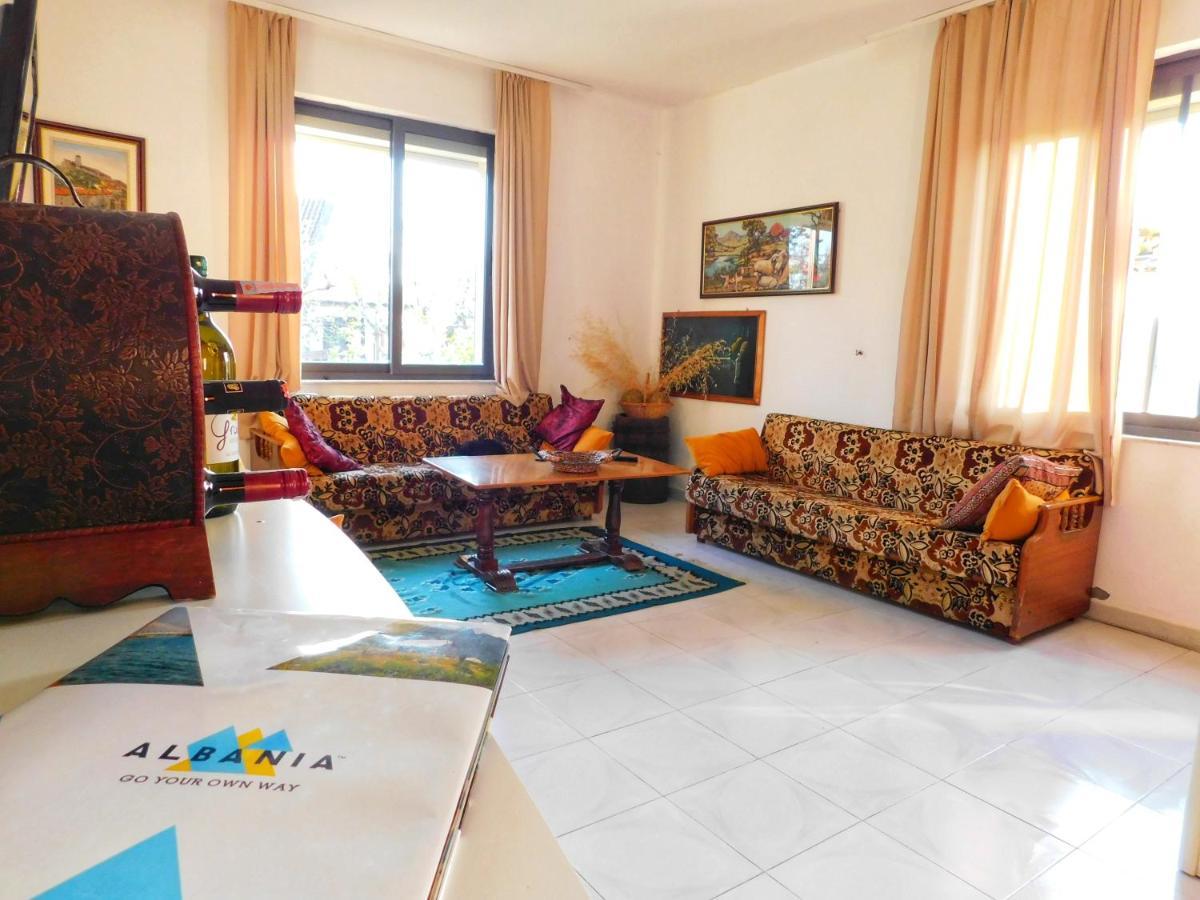 Green Garden Guesthouse Shkoder Ngoại thất bức ảnh